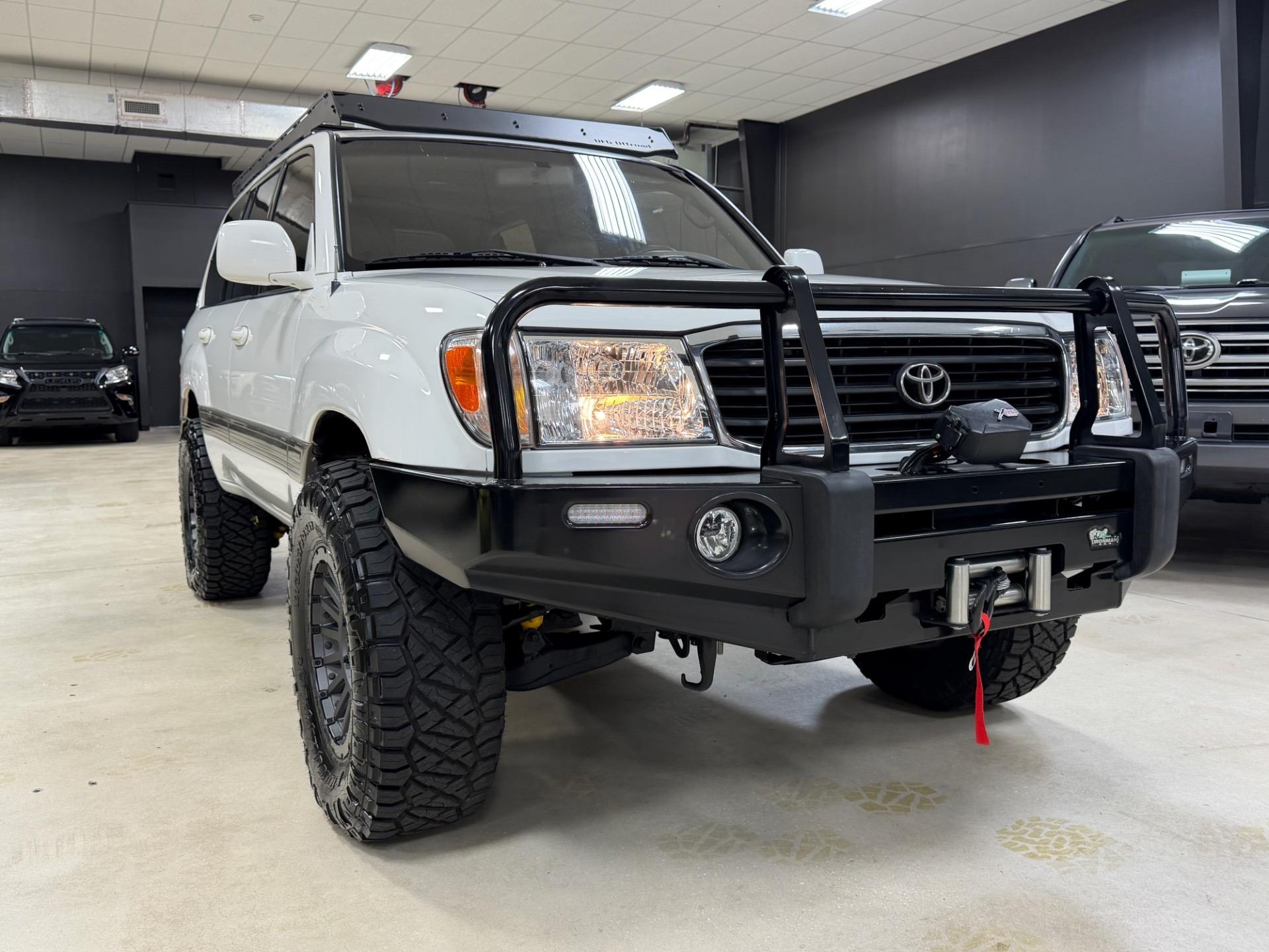 Modified 2000 Toyota Land Cruiser