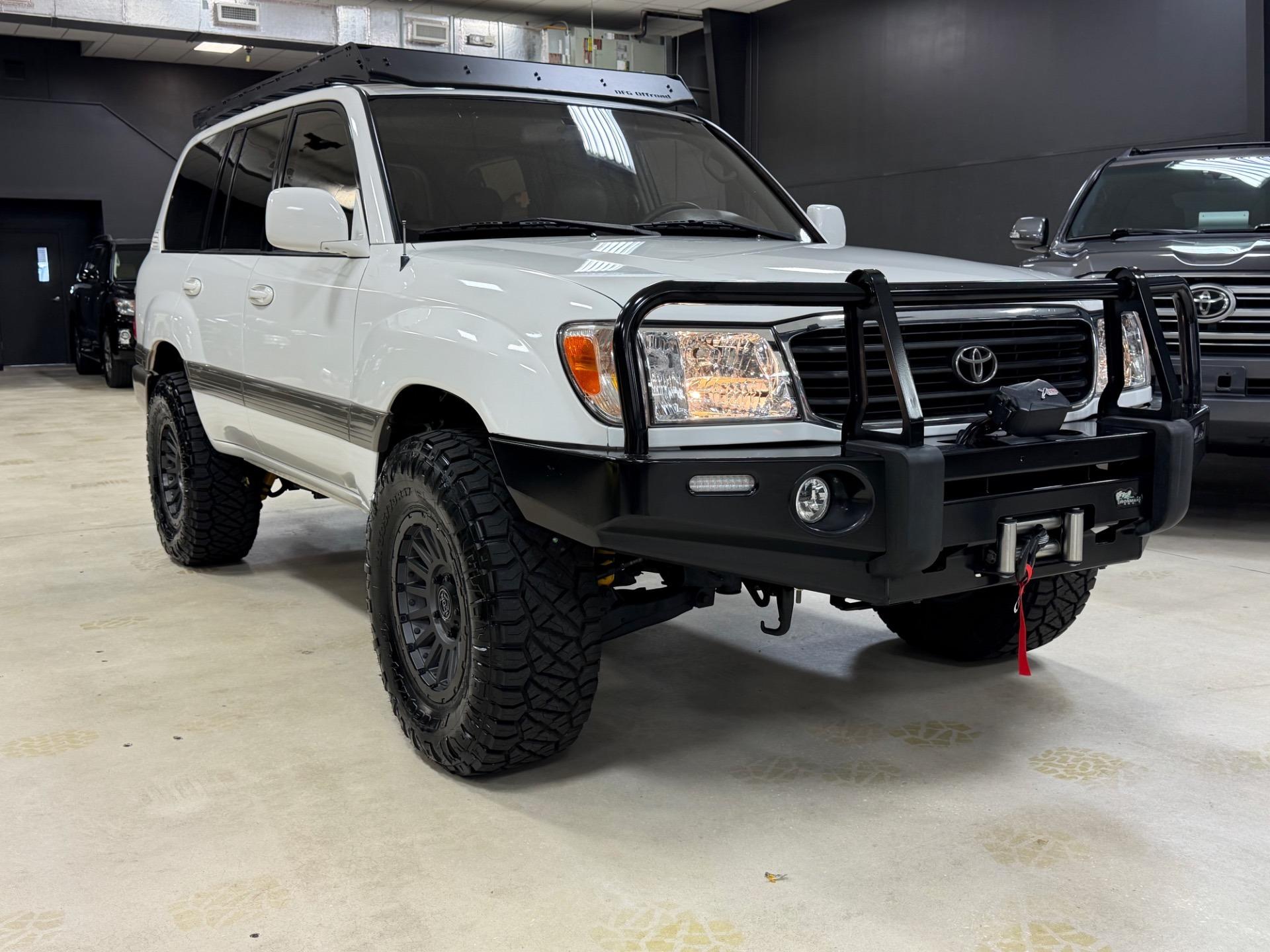 Modified 2000 Toyota Land Cruiser