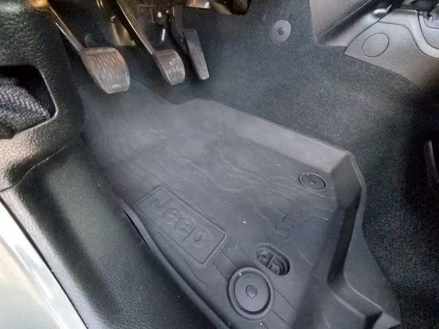 2022 Jeep Wrangler Willys