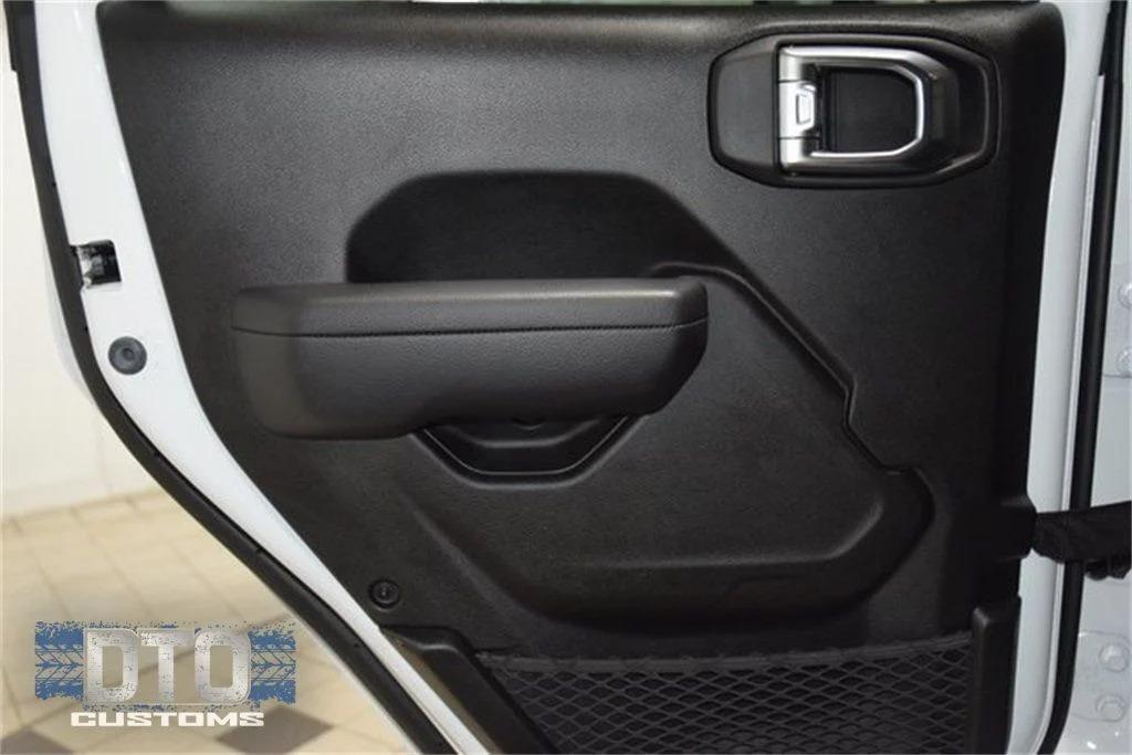 Custom 2025 Jeep Wrangler Rubicon