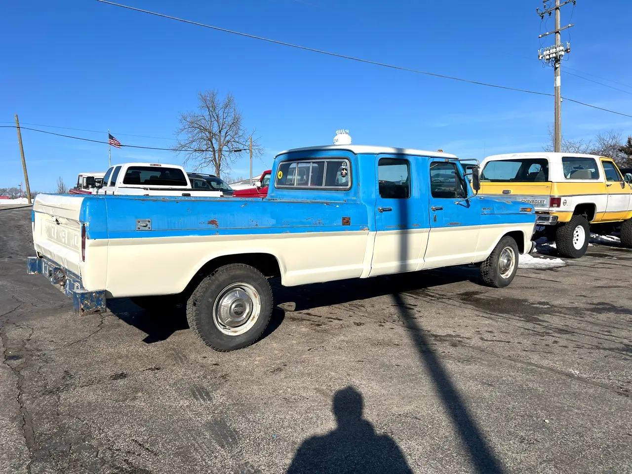 1969 Ford F-350 Crew Cab - 4