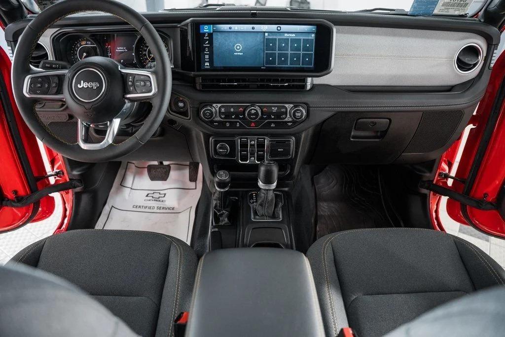 2024 Jeep Wrangler Sahara