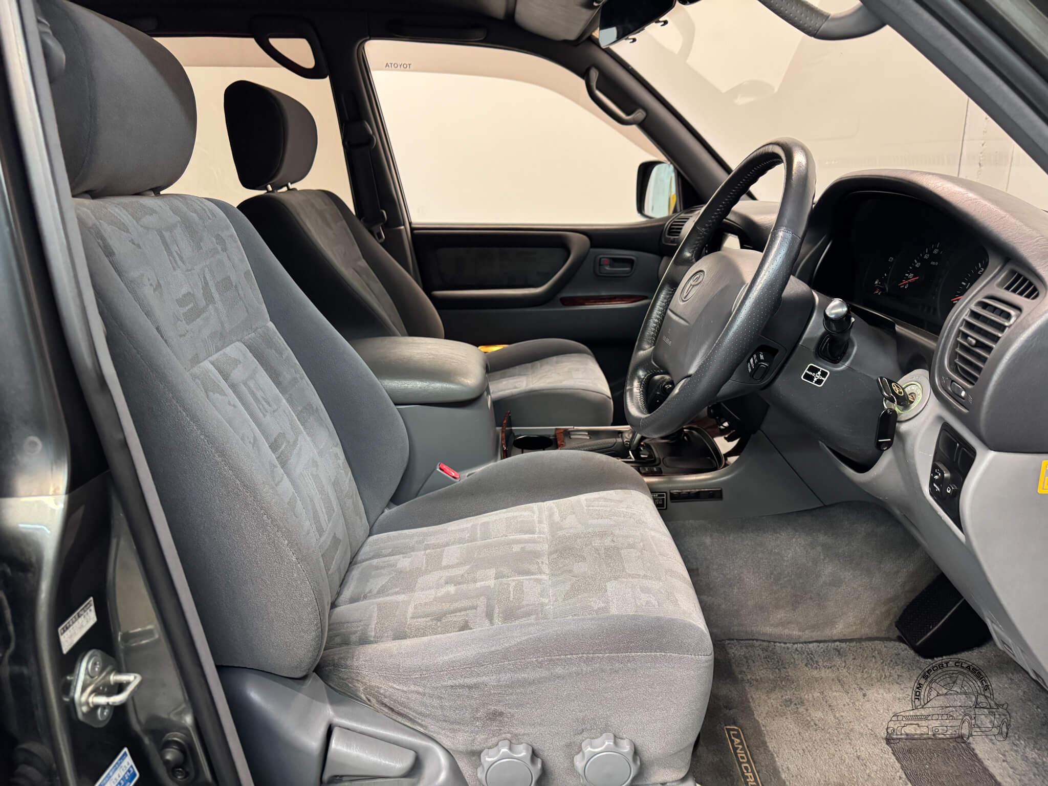 1999 Toyota Land Cruiser VX Limited