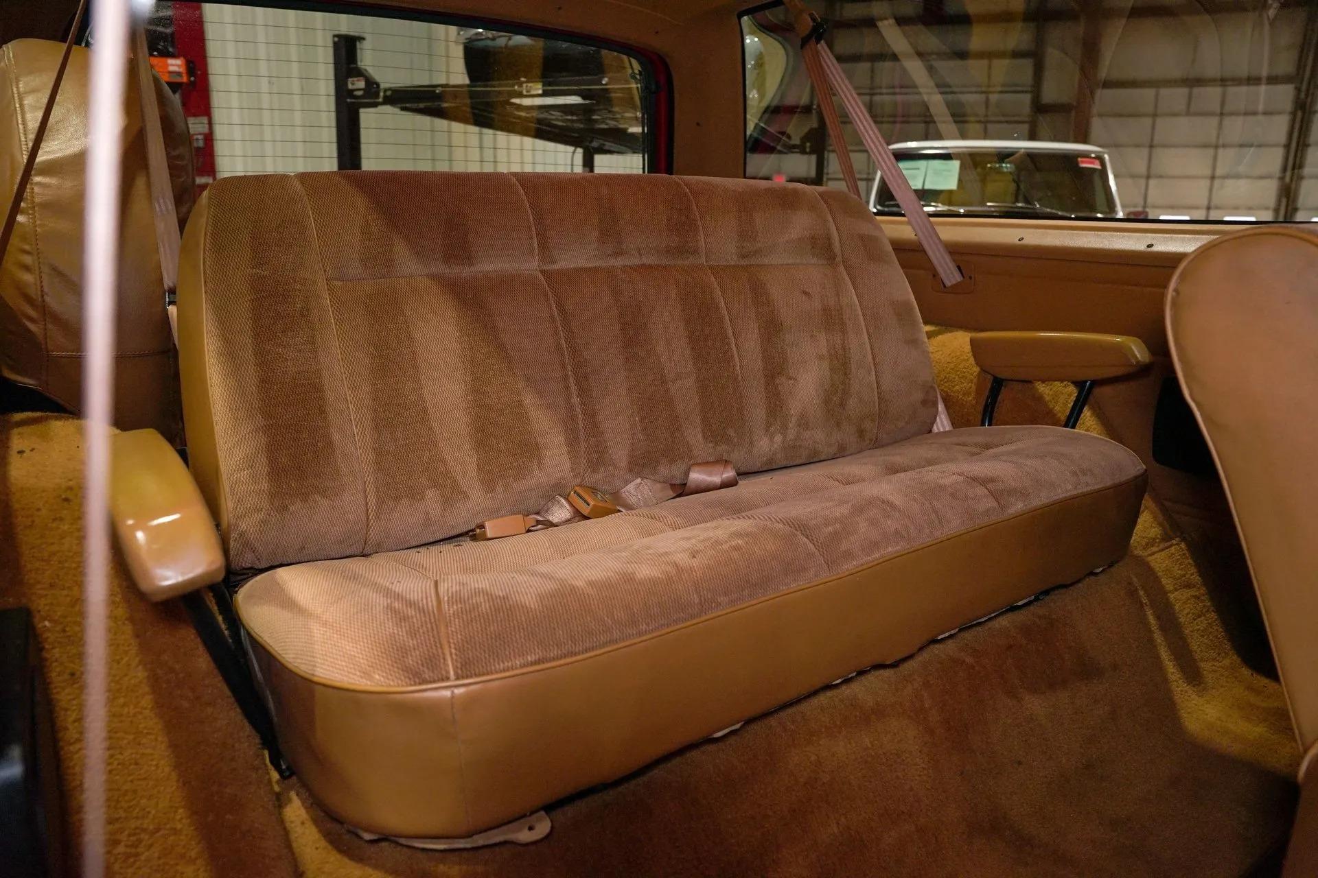 1992 Dodge Ramcharger 150 LE Canyon Sport