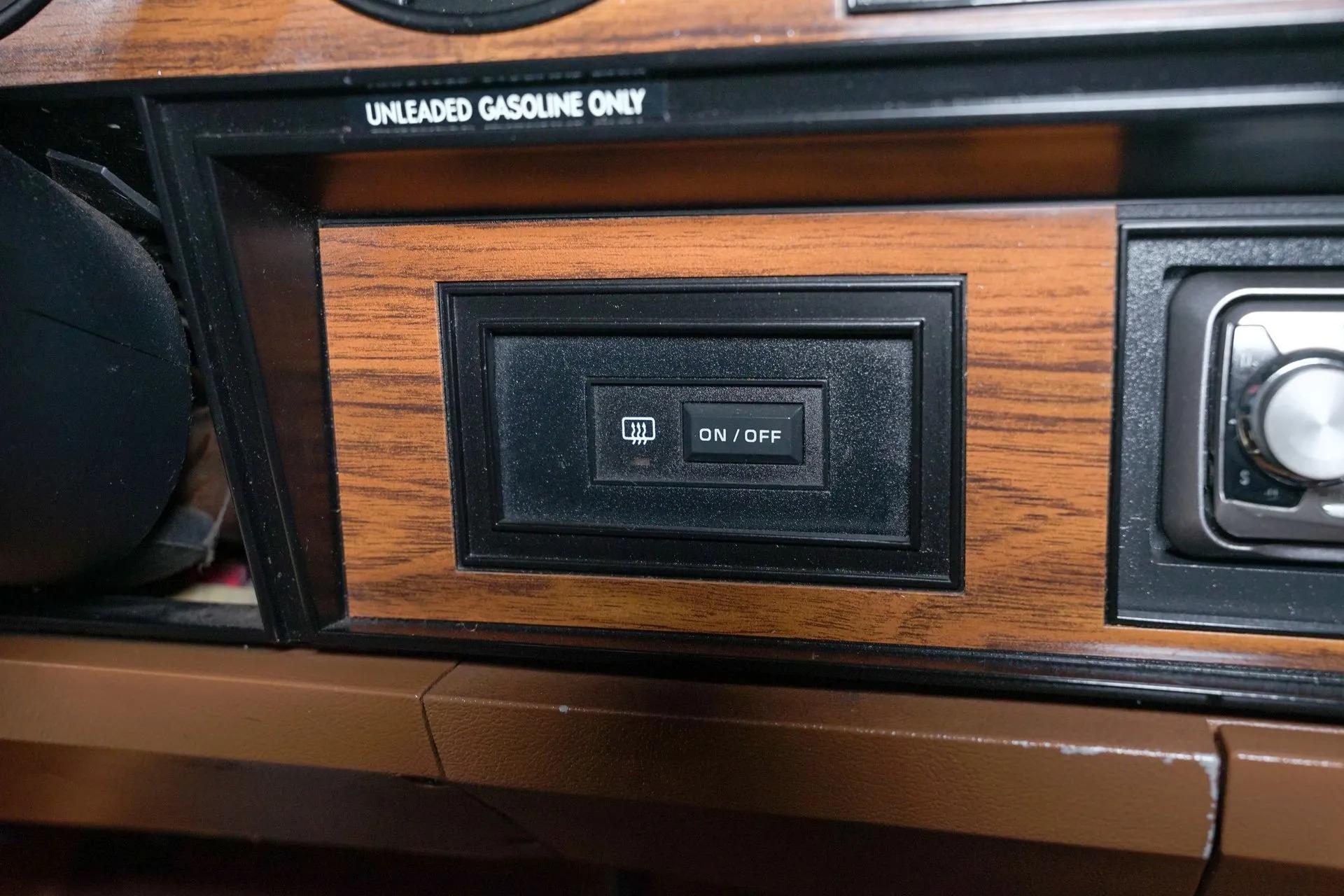 1992 Dodge Ramcharger 150 LE Canyon Sport