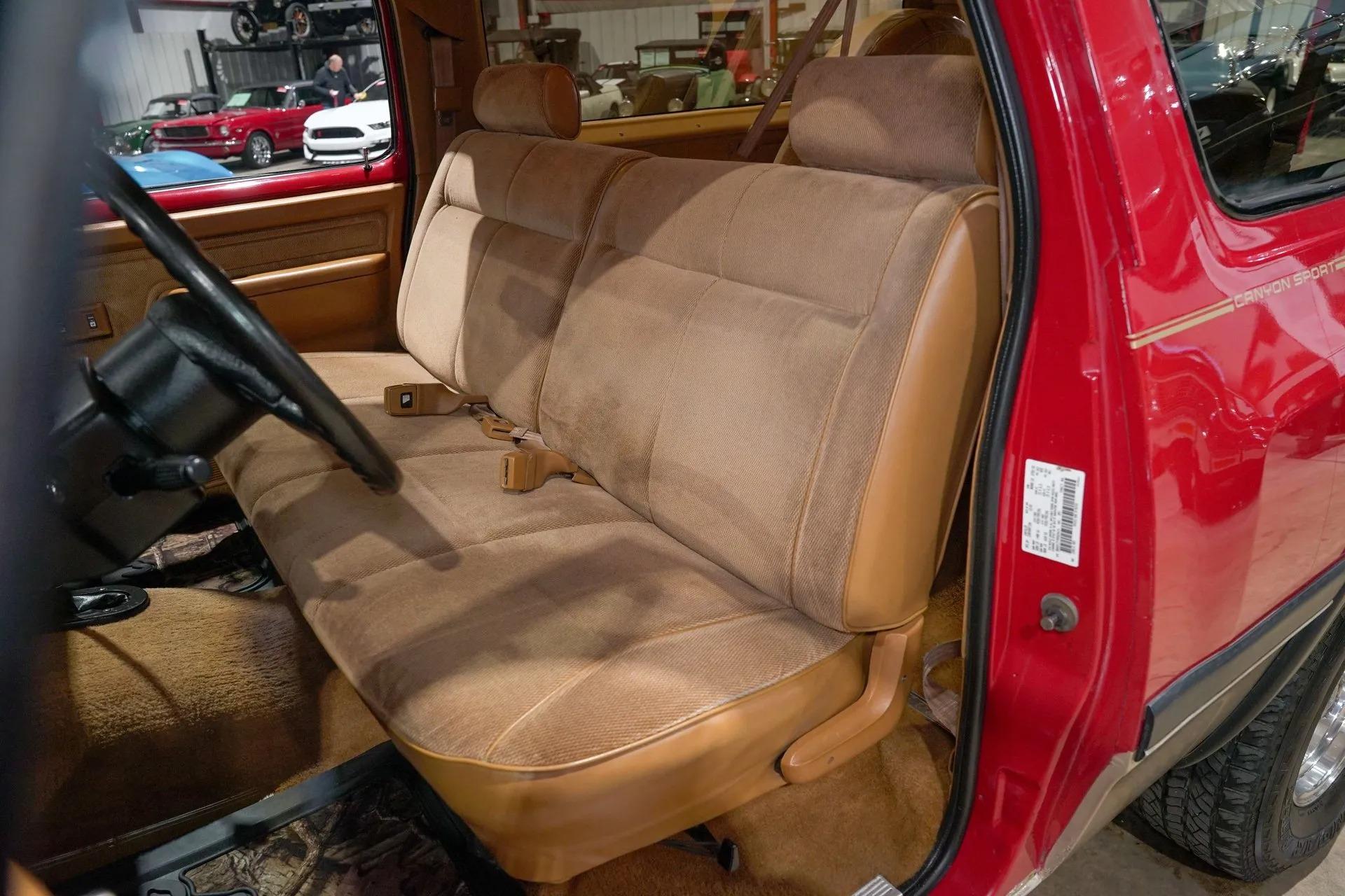 1992 Dodge Ramcharger 150 LE Canyon Sport