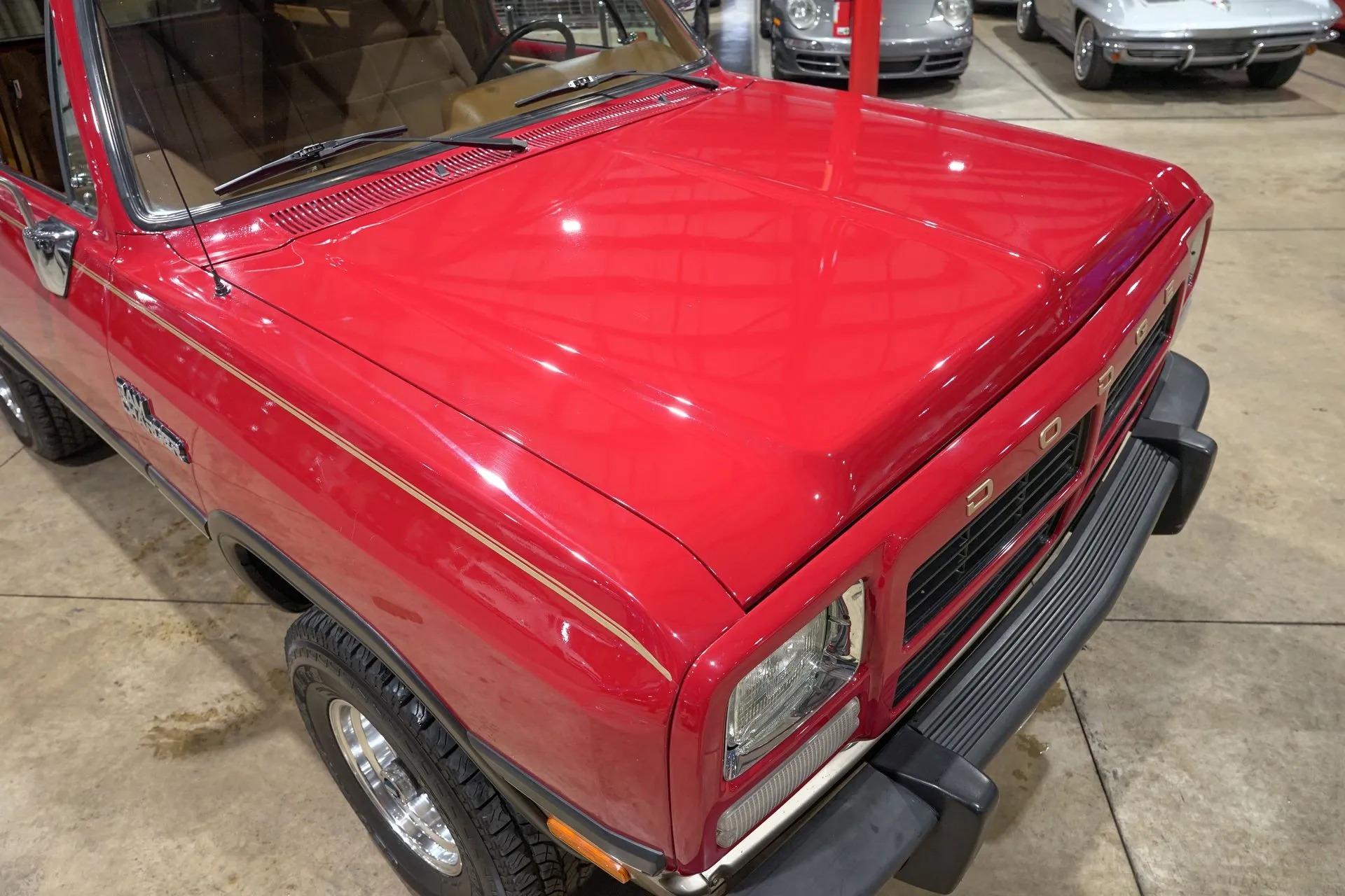 1992 Dodge Ramcharger 150 LE Canyon Sport