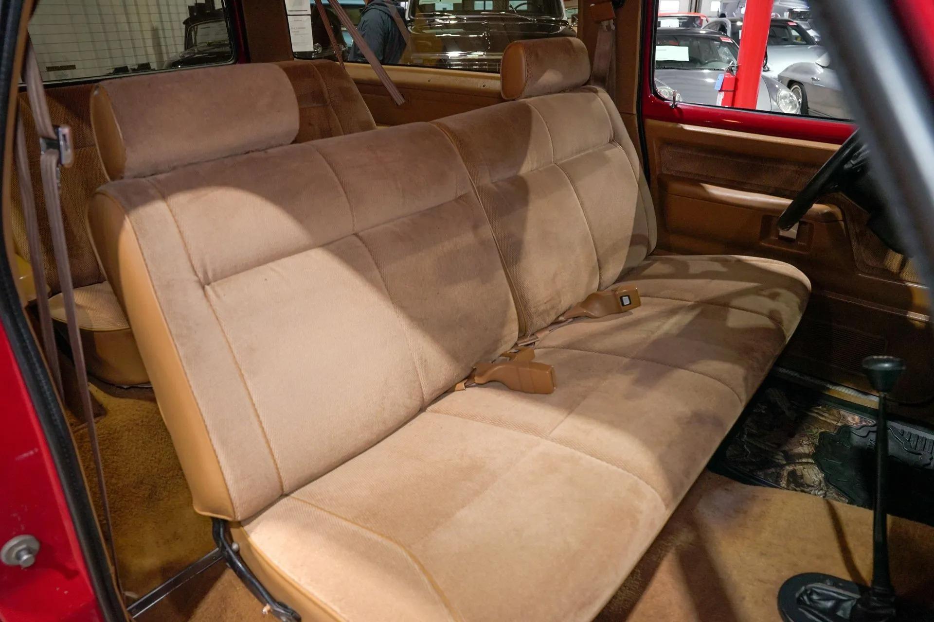 1992 Dodge Ramcharger 150 LE Canyon Sport