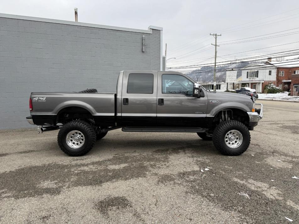 2002 Ford F-250 Lariat
