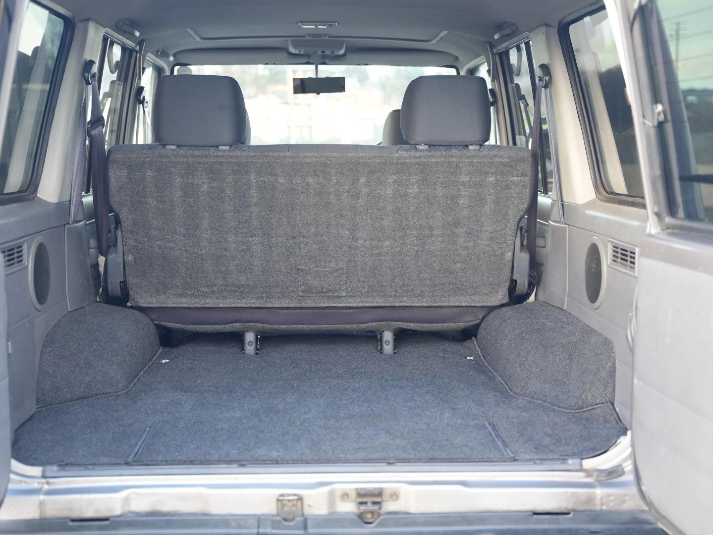 2000 Toyota Land Cruiser ZX