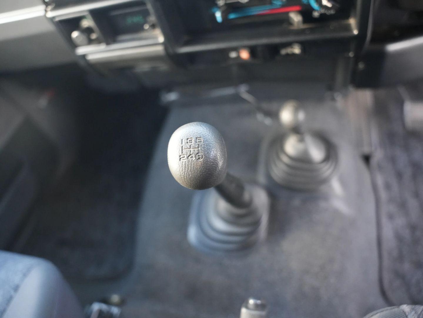 2000 Toyota Land Cruiser ZX