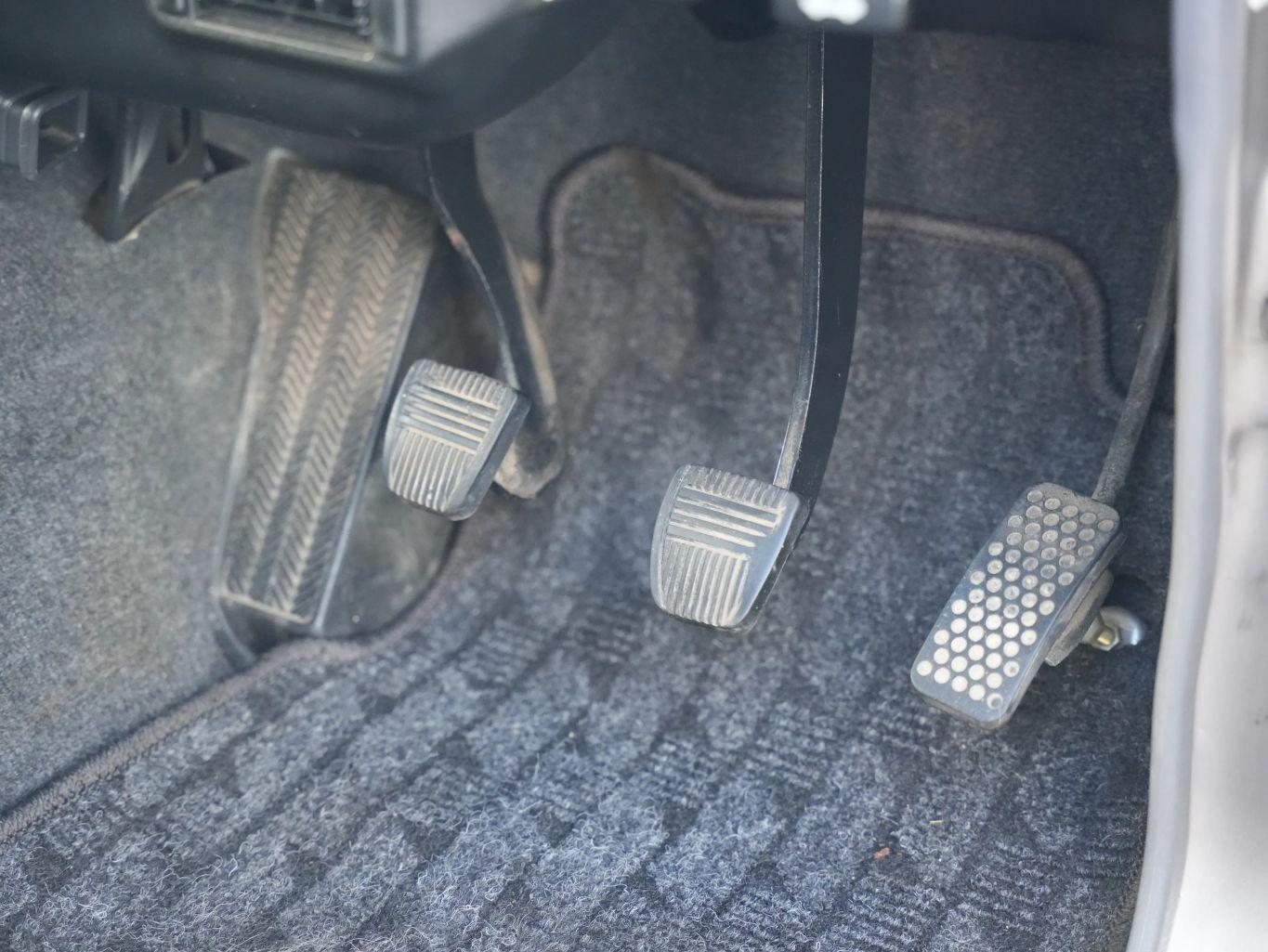 2000 Toyota Land Cruiser ZX