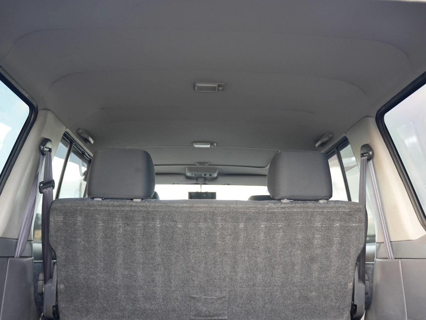 2000 Toyota Land Cruiser ZX