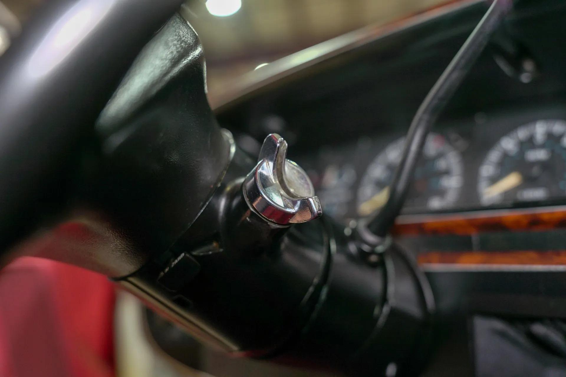 1990 Ford F-150 XLT Lariat