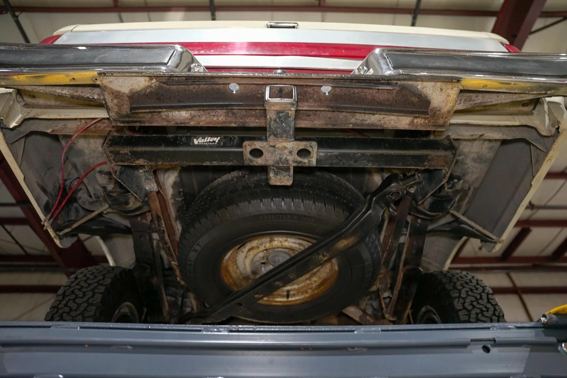 1990 Ford F-150 XLT Lariat