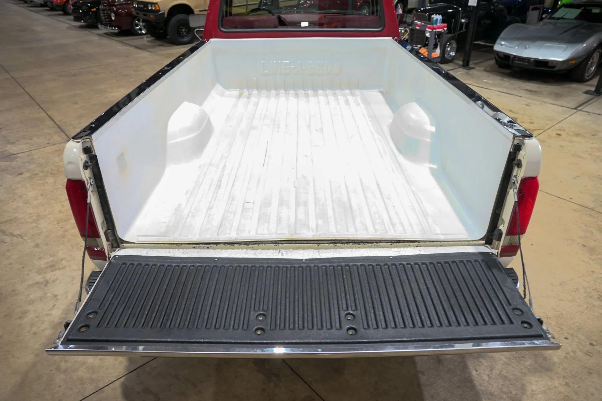 1990 Ford F-150 XLT Lariat