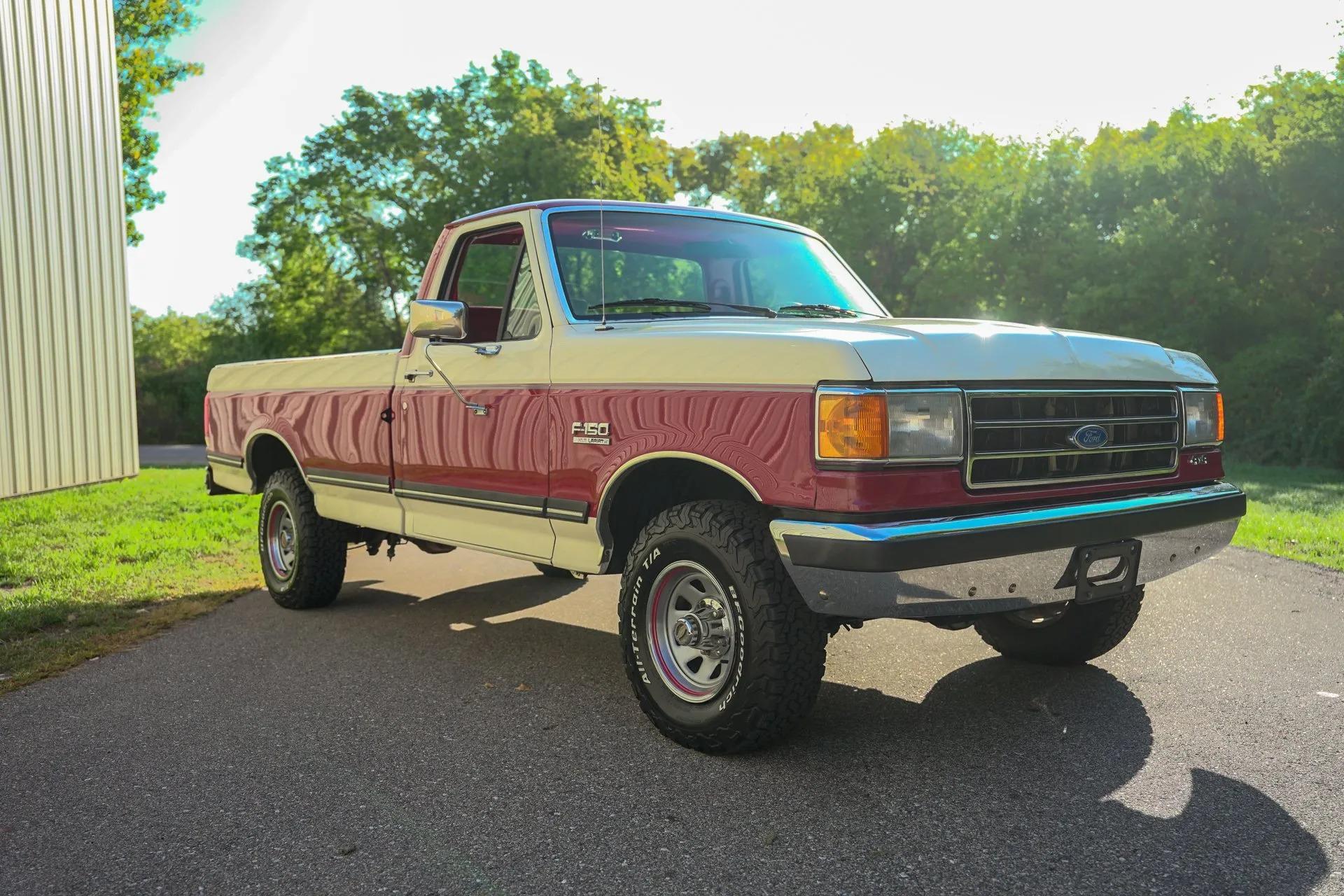 1990 Ford F-150 XLT Lariat