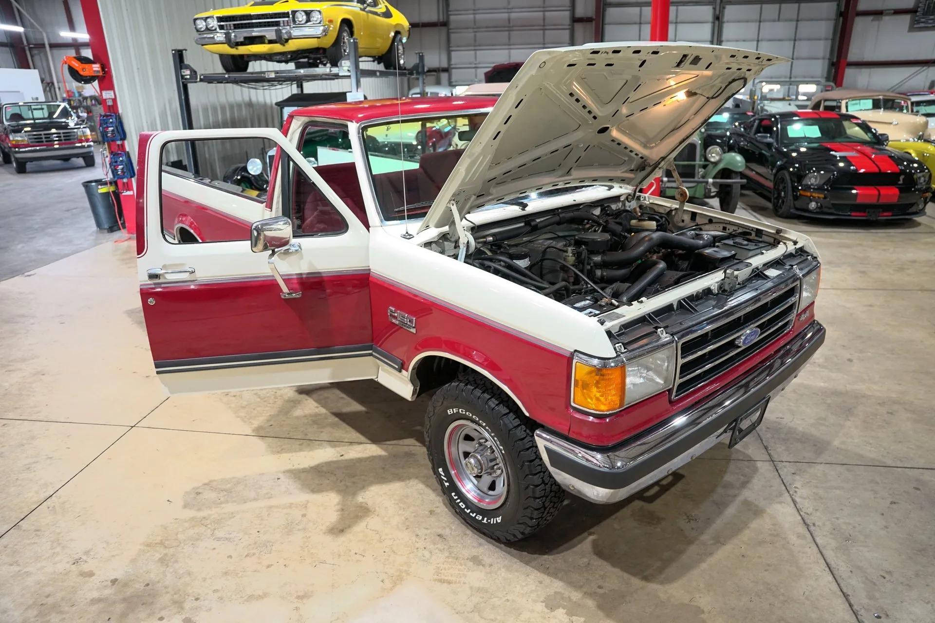 1990 Ford F-150 XLT Lariat