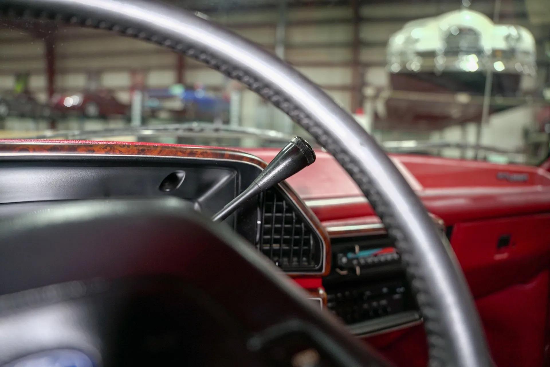 1990 Ford F-150 XLT Lariat