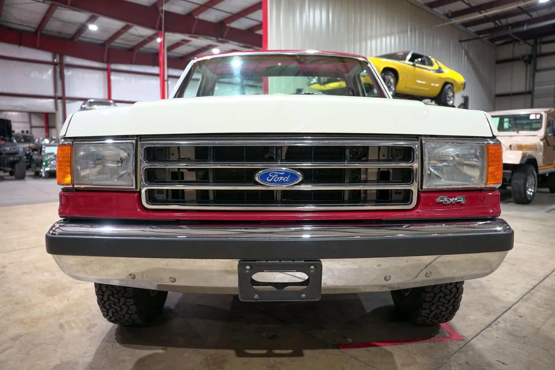 1990 Ford F-150 XLT Lariat