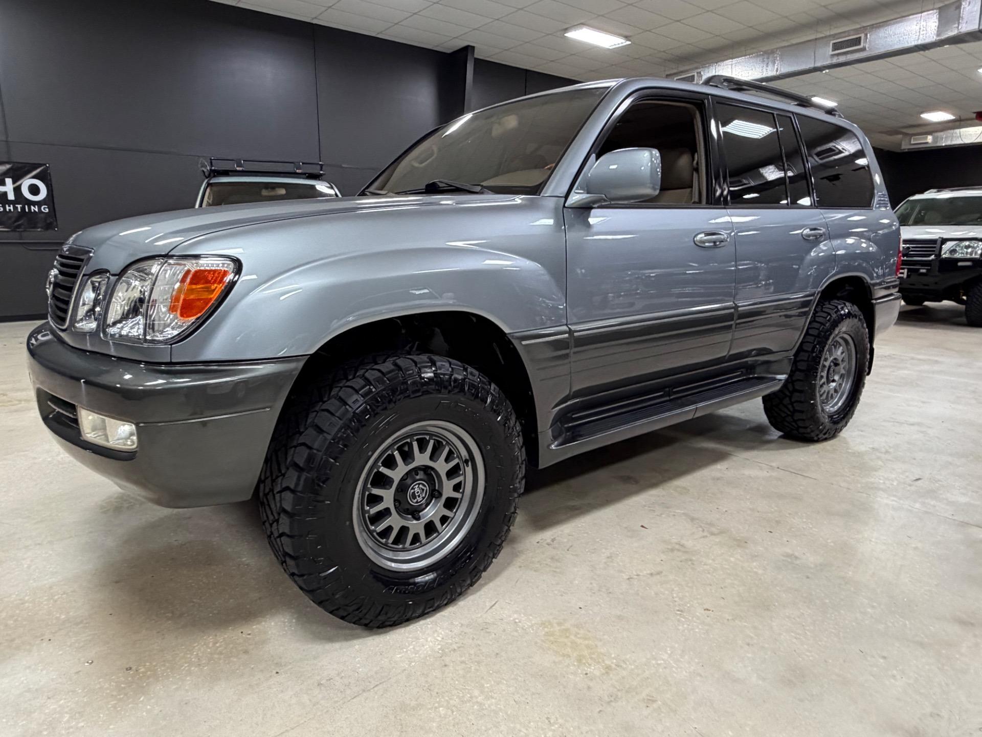 2001 Lexus LX 470