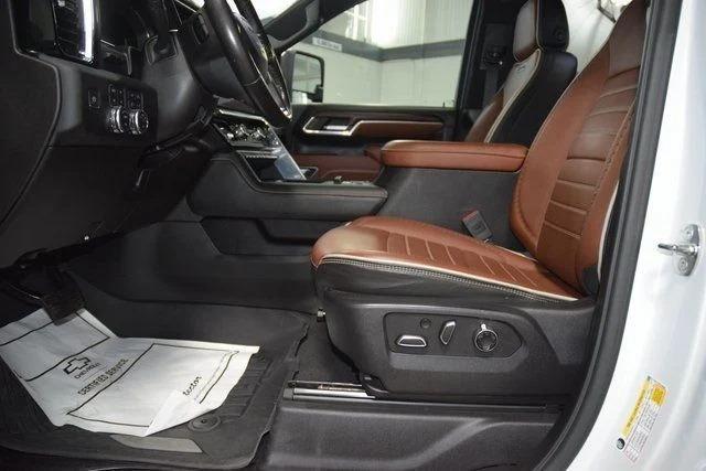 2024 GMC Sierra 2500HD Denali