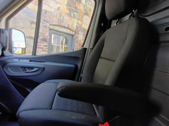 2025 Mercedes-Benz Sprinter 2500