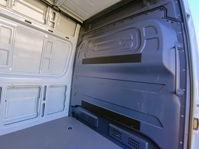 2025 Mercedes-Benz Sprinter 2500