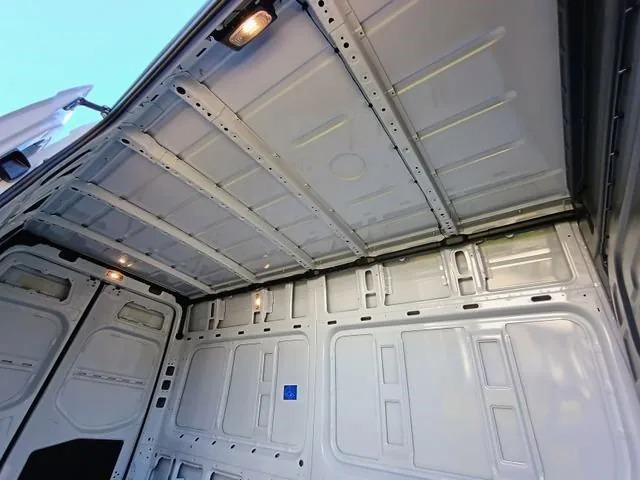 2025 Mercedes-Benz Sprinter 2500