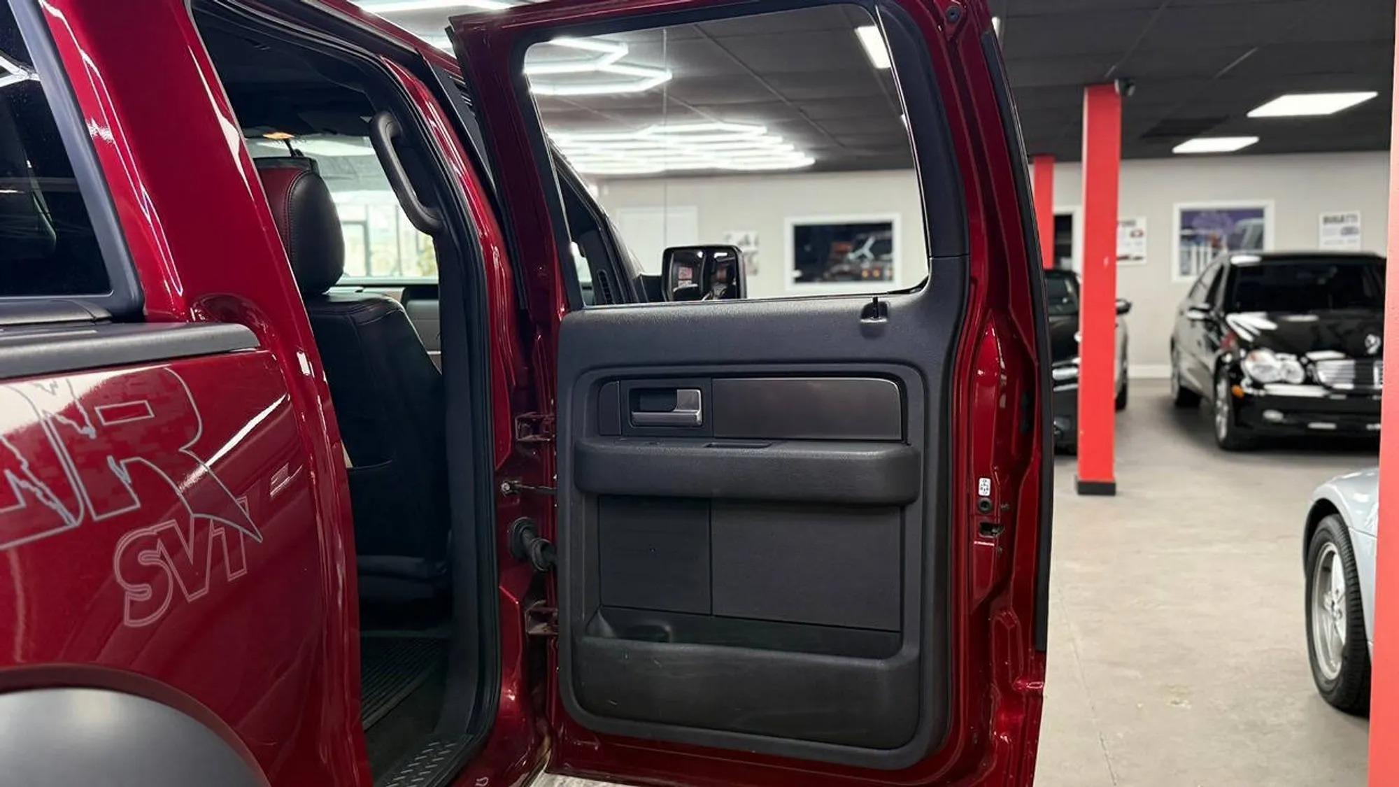 2014 Ford F-150 SVT Raptor