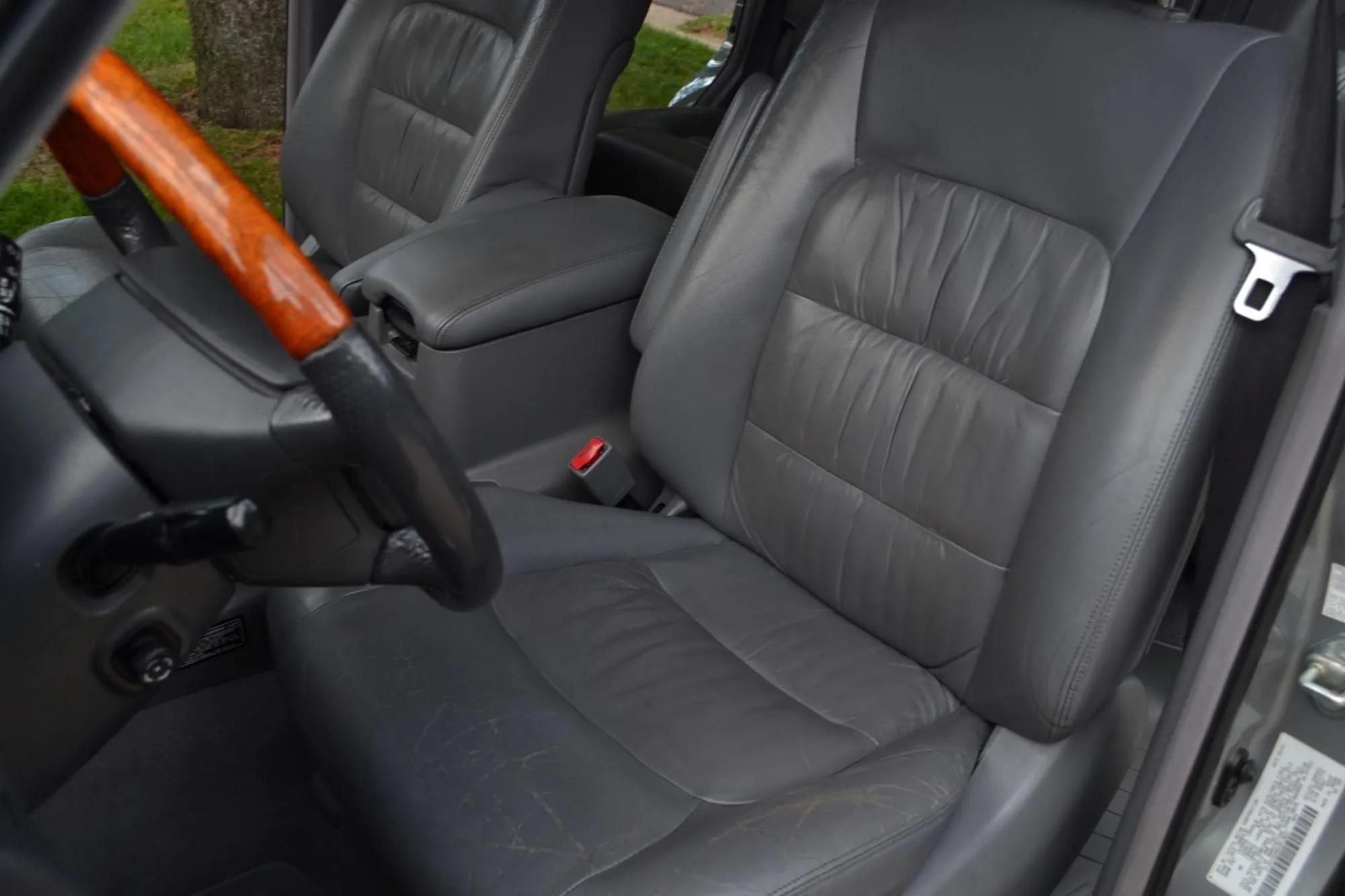 2002 Lexus LX 470