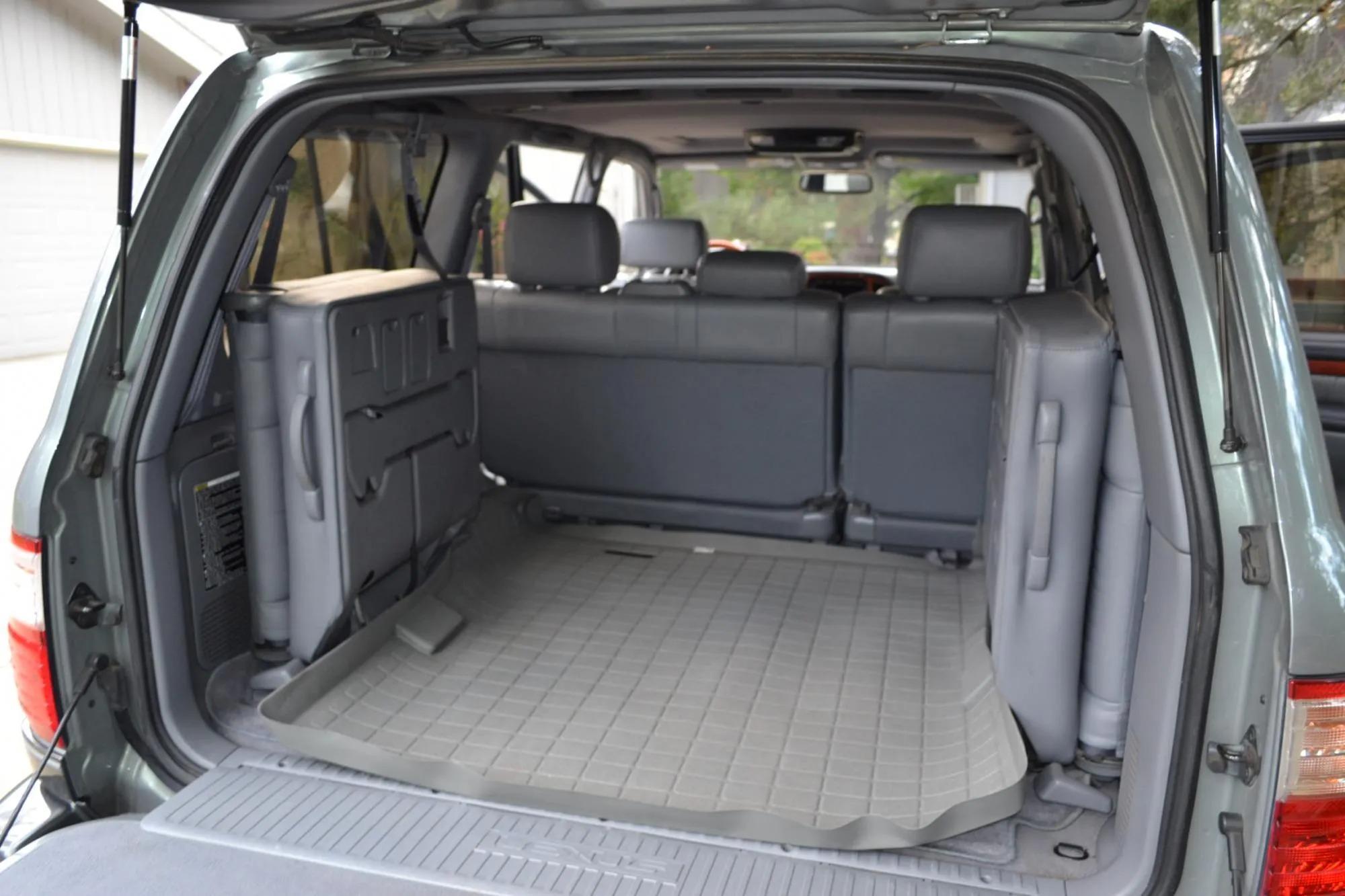 2002 Lexus LX 470