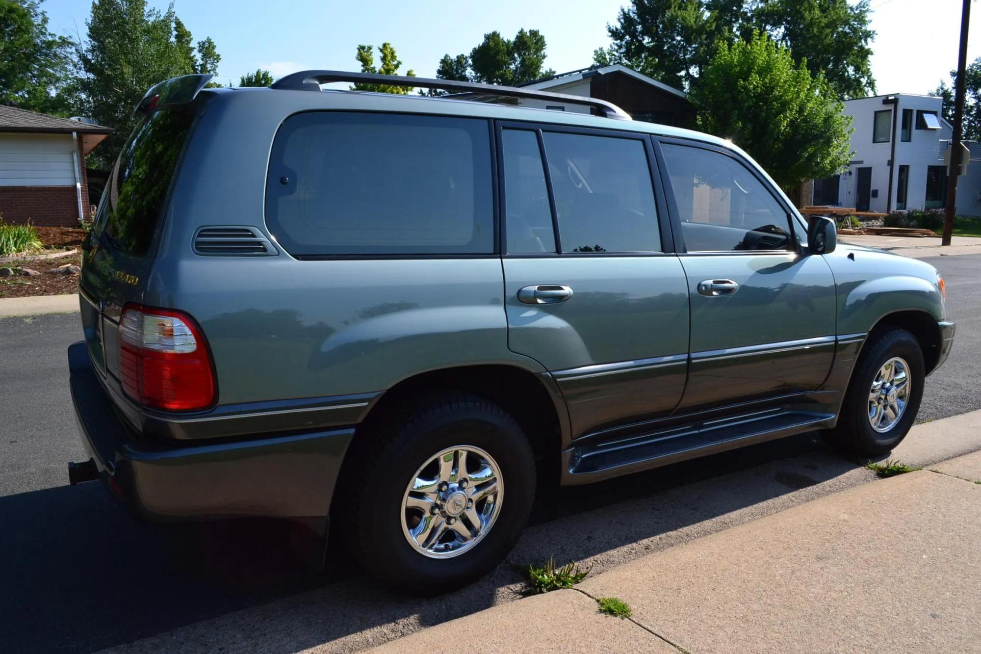 2002 Lexus LX 470