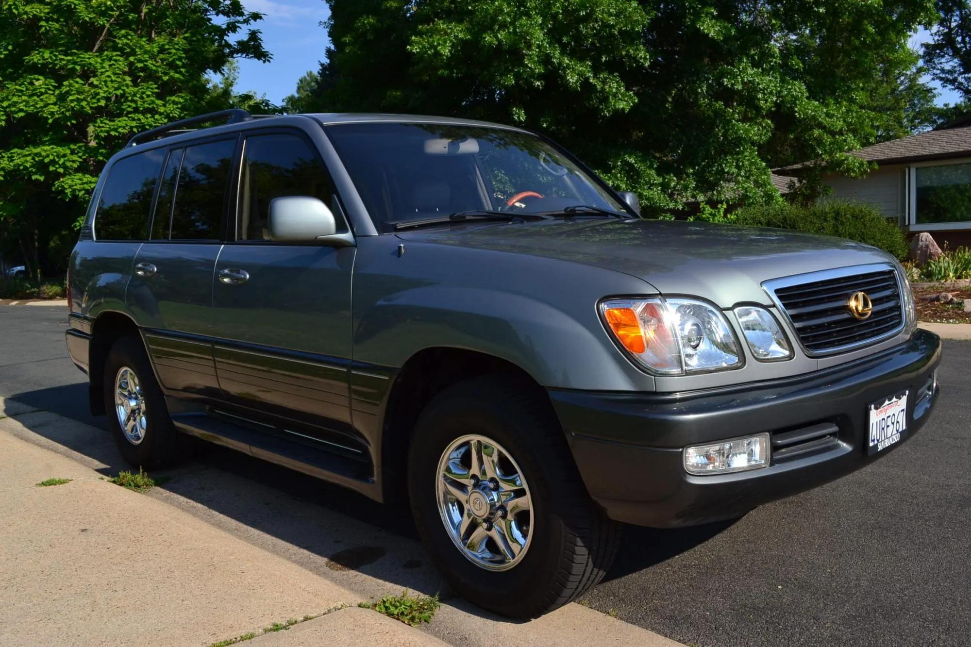2002 Lexus LX 470