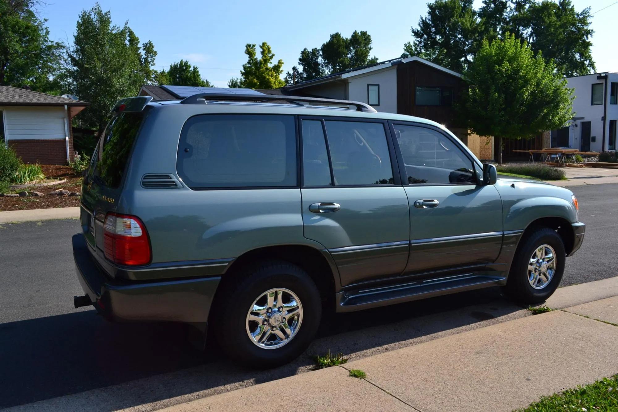 2002 Lexus LX 470