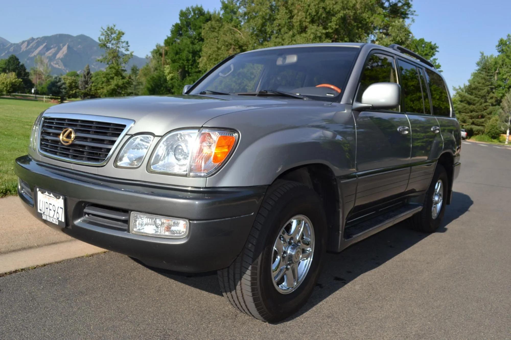 2002 Lexus LX 470