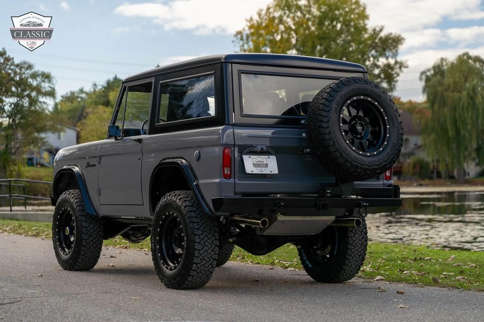 1972 Ford Bronco Trail Edition