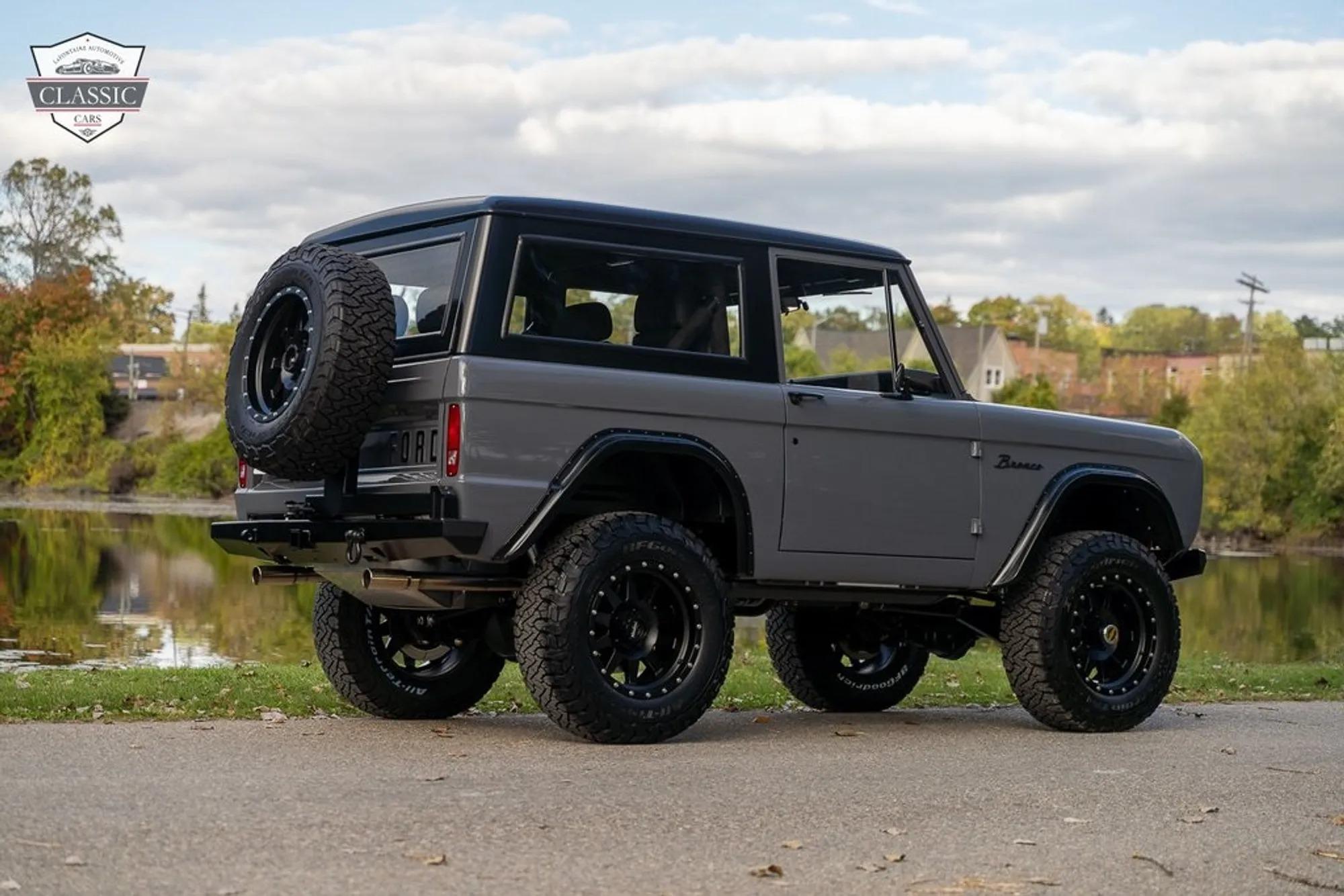 1972 Ford Bronco Trail Edition