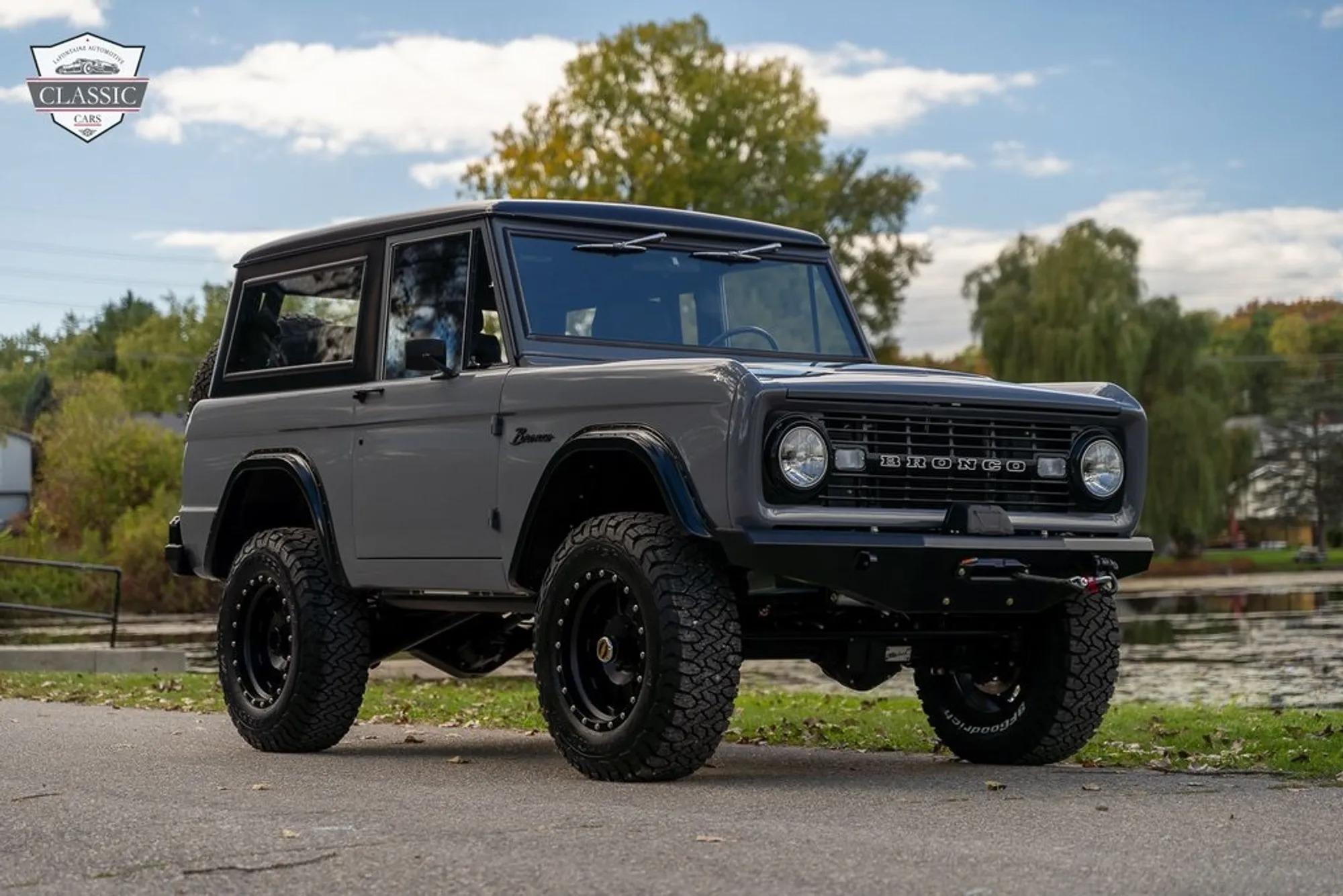 1972 Ford Bronco Trail Edition