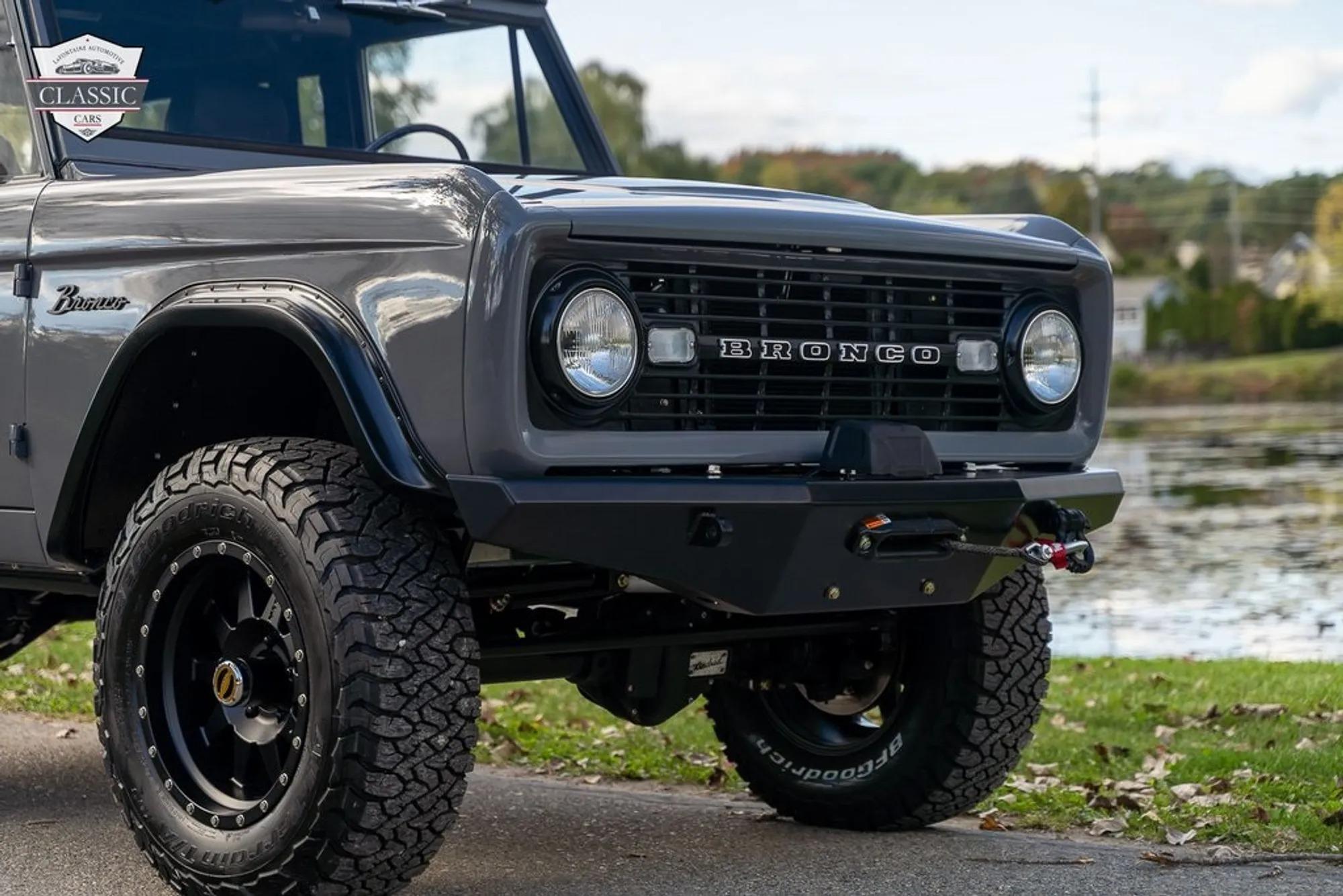 1972 Ford Bronco Trail Edition