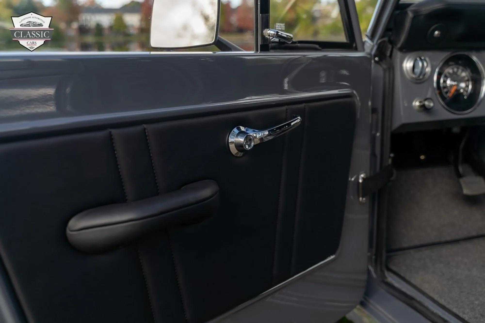 1972 Ford Bronco Trail Edition