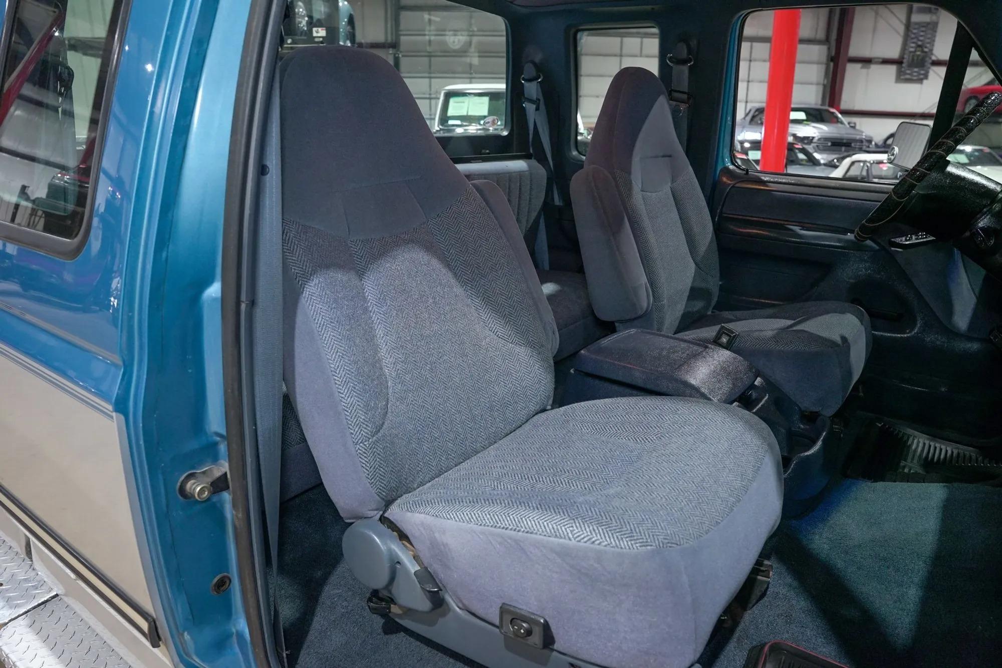 1992 Ford F-250 XLT 4×4