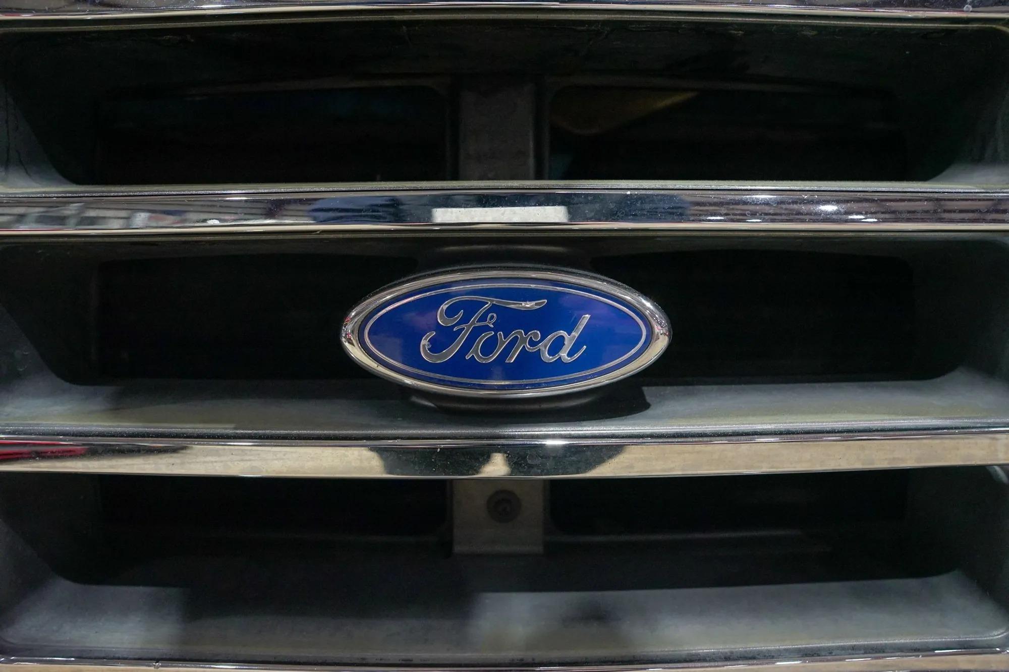 1992 Ford F-250 XLT 4×4