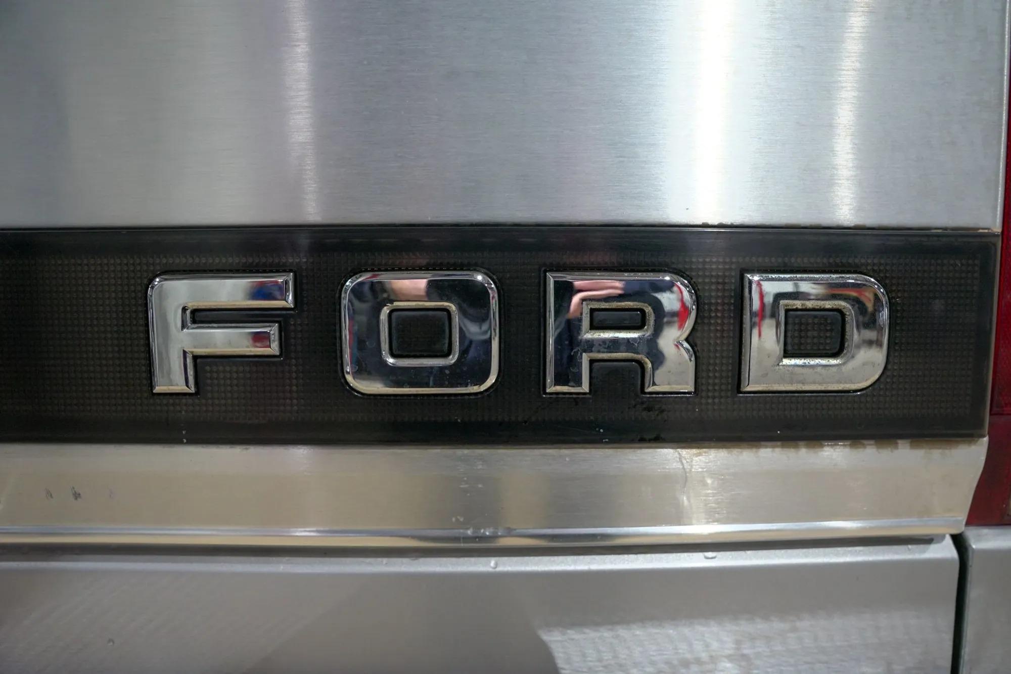 1992 Ford F-250 XLT 4×4