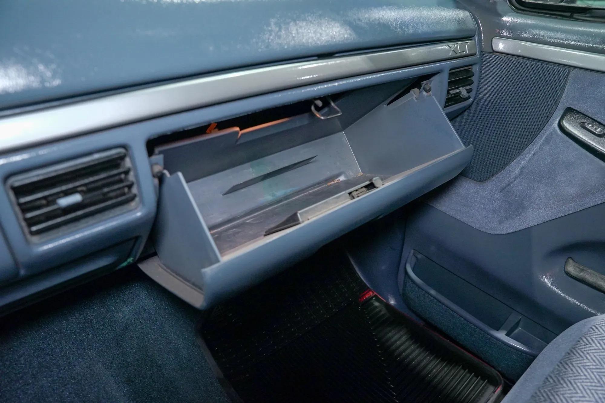 1992 Ford F-250 XLT 4×4