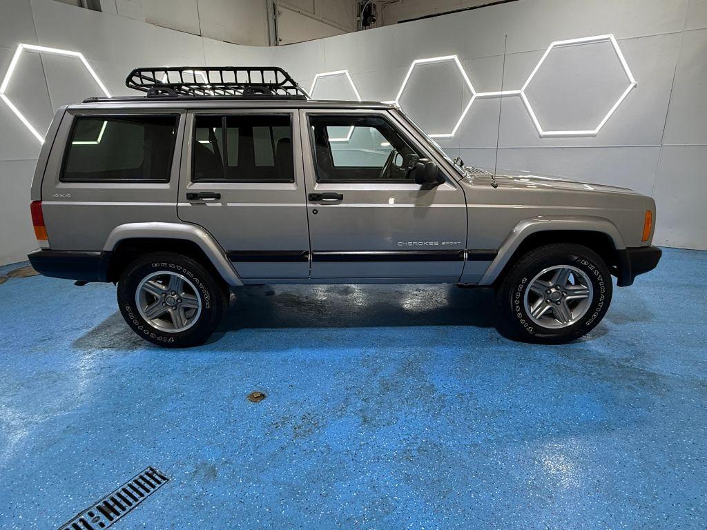 2000 Jeep Cherokee Sport - 4