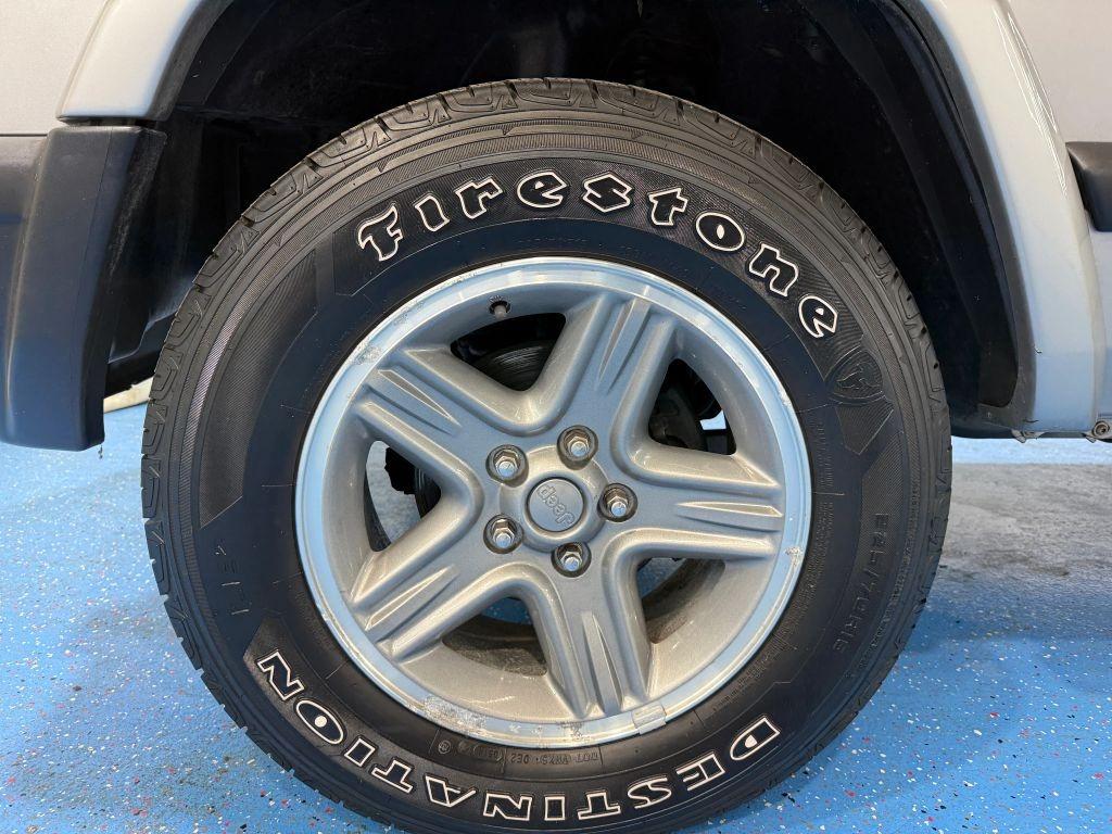 2000 Jeep Cherokee Sport