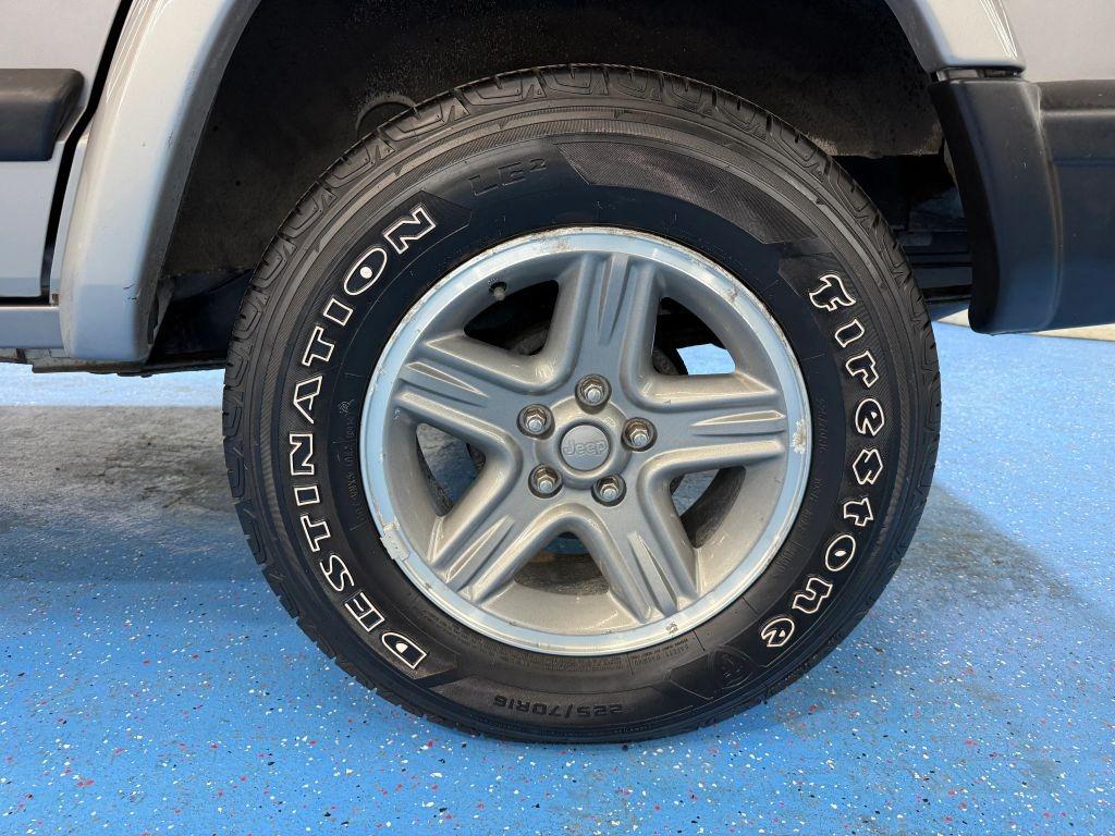 2000 Jeep Cherokee Sport