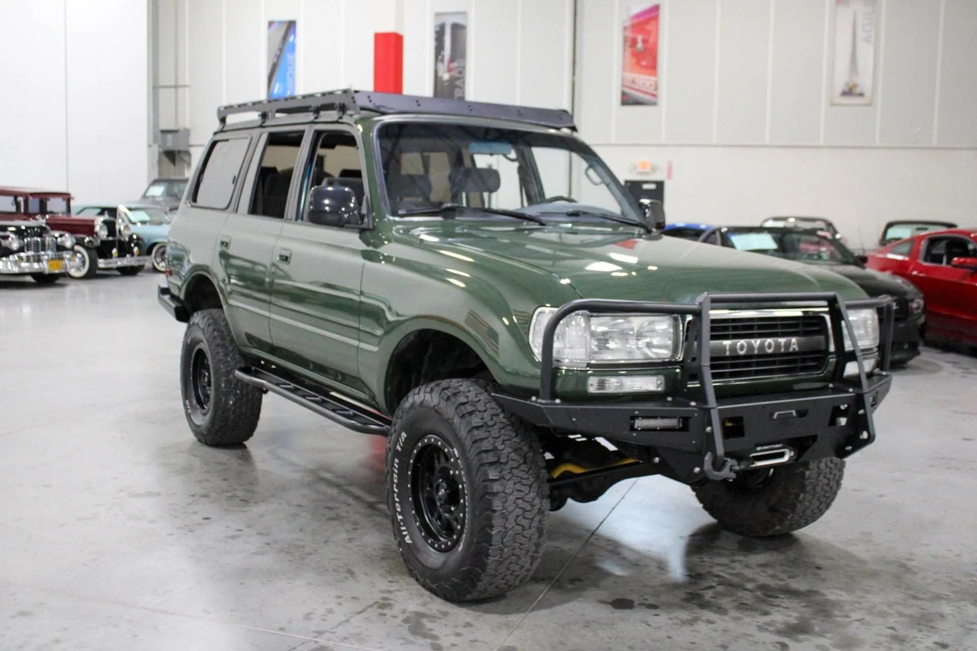  Toyota Land Cruiser