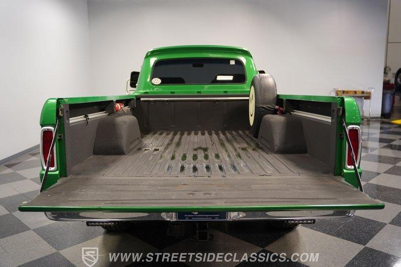 1965 Ford F-100